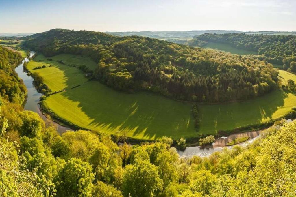The Mill Stylish Rural Apartment With Beautiful Views Welsh Newton Common 外观 照片