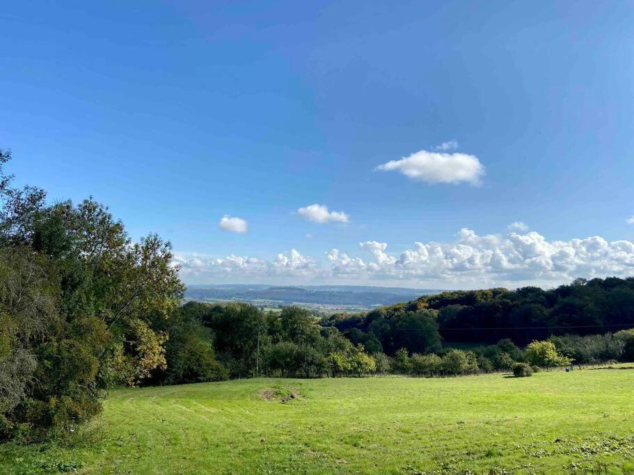 The Mill Stylish Rural Apartment With Beautiful Views Welsh Newton Common 外观 照片